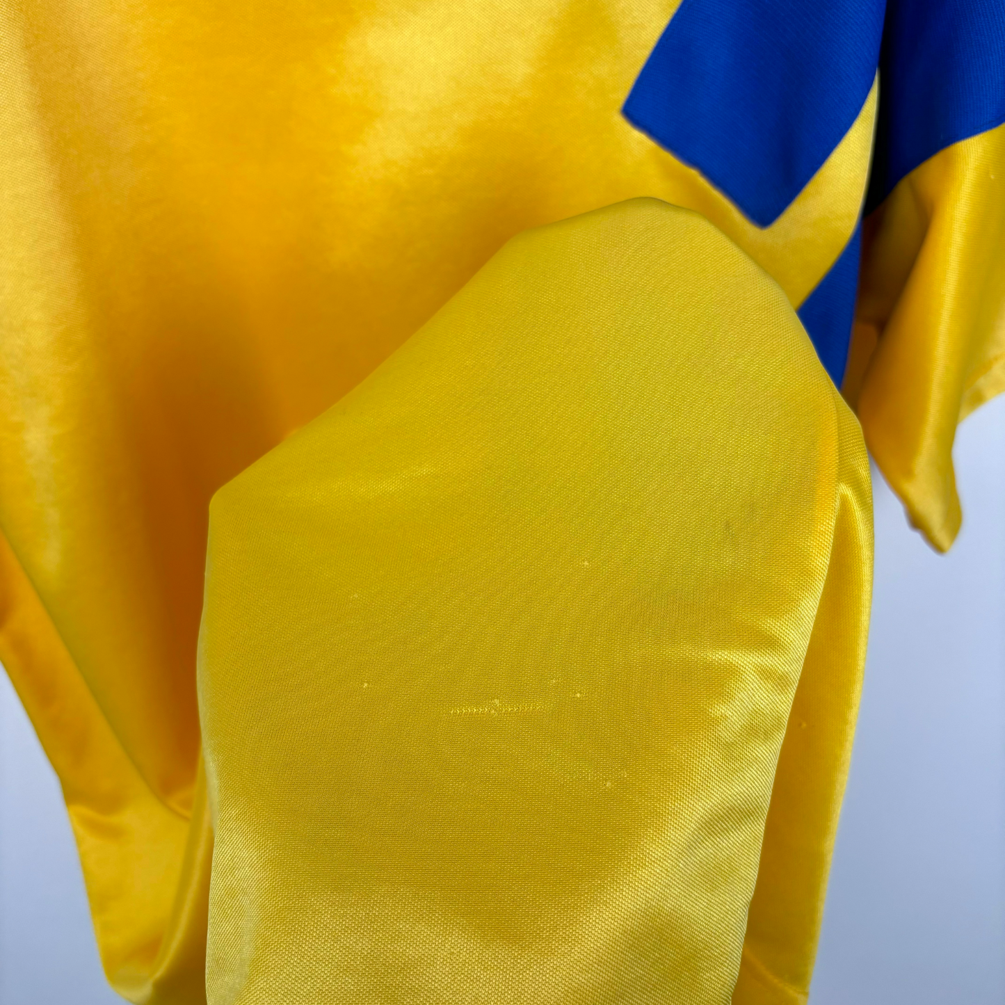 Sweden 1992/1993/1994 Home Football Shirt Jersey Adidas