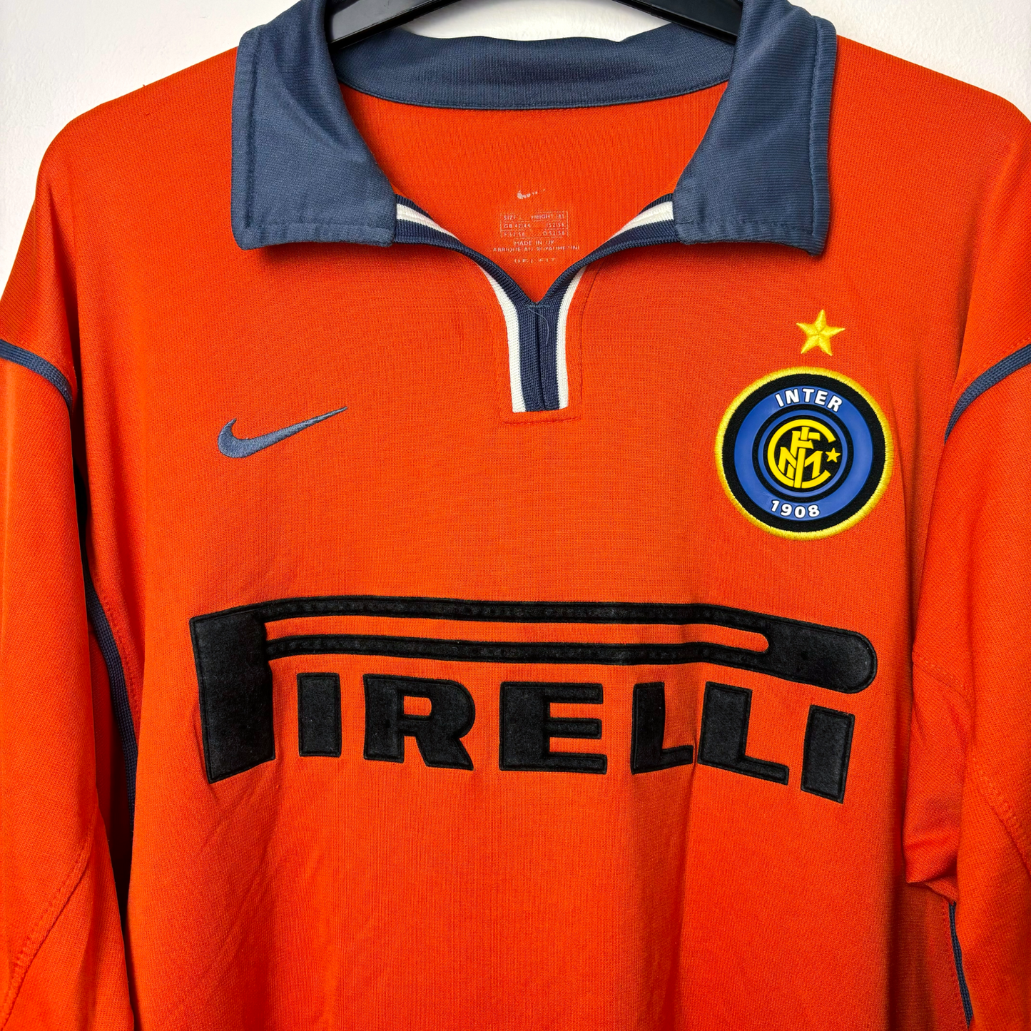 Close-up of Pirelli sponsor logo and Inter Milan crest on 2000-2001 Third Shirt – RONALDO 9 – vintage Nike football shirt