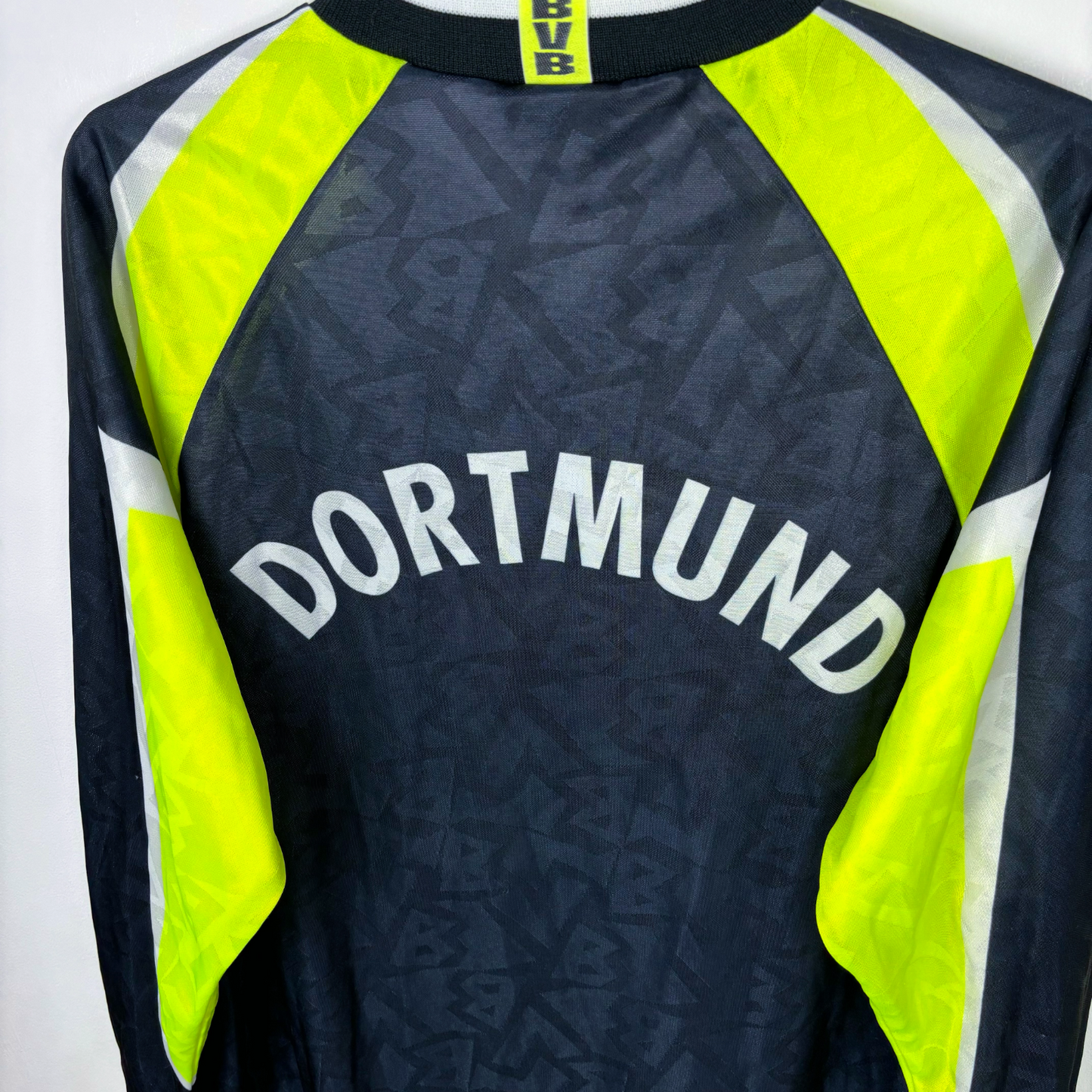 Borussia Dortmund 1995-1996 Away Long Sleeve Football Shirt Nike