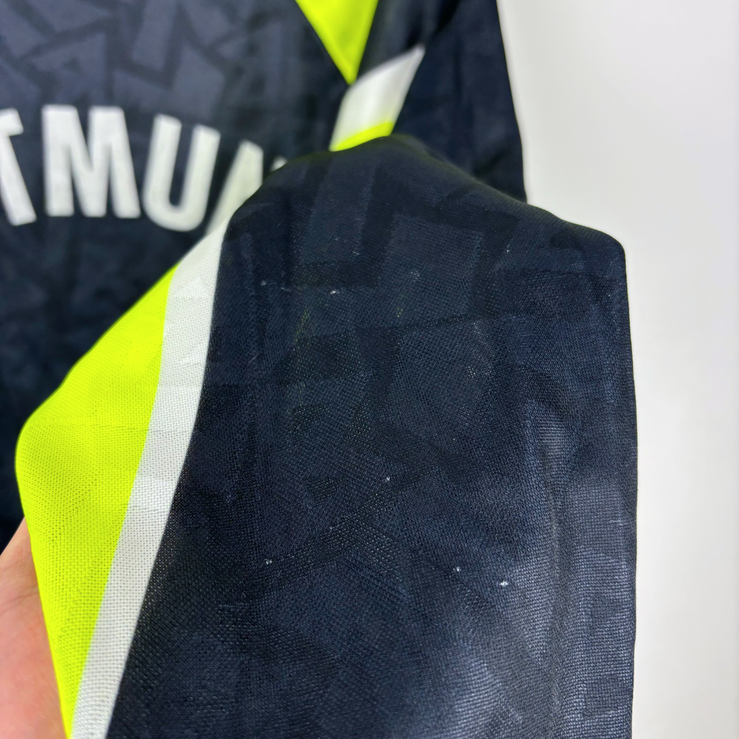 Borussia Dortmund 1995-1996 Away Long Sleeve Football Shirt Nike