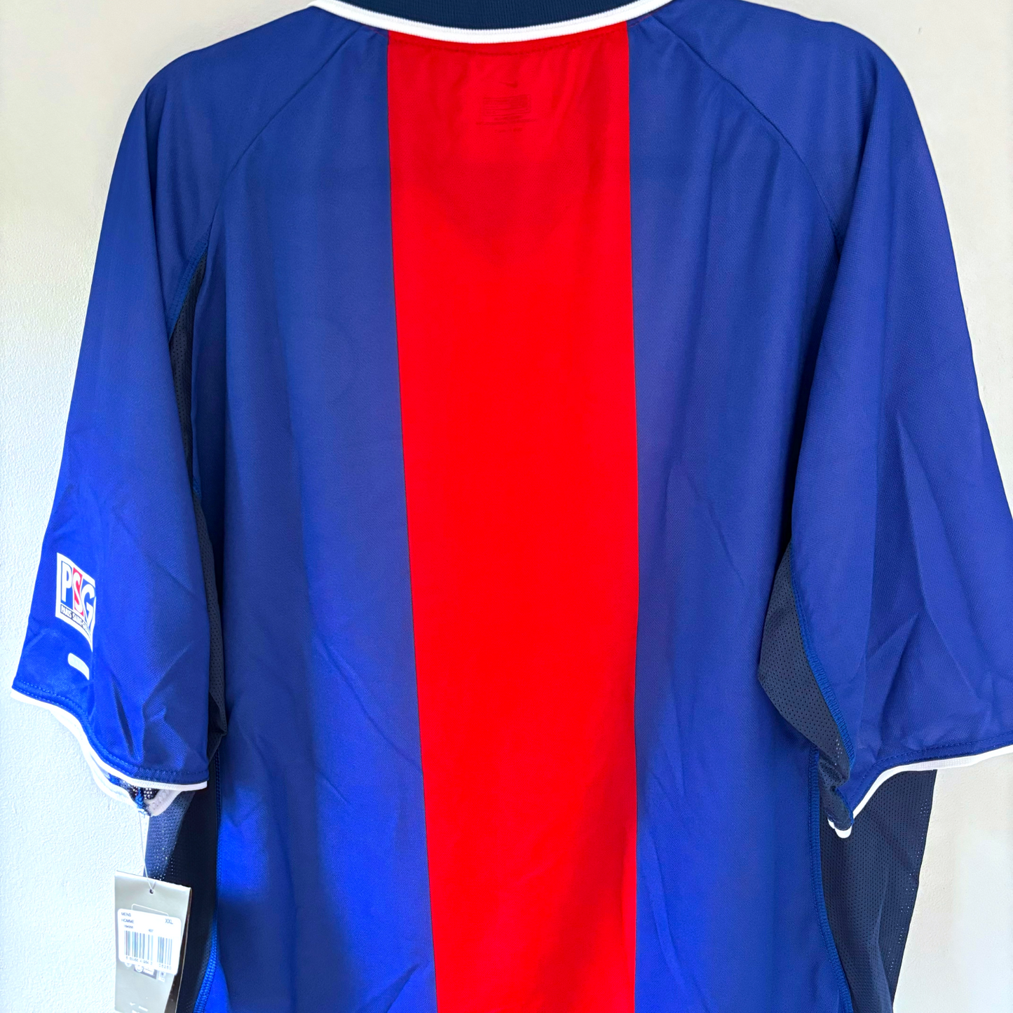 Paris Saint Germain 1999-2000 vintage football shirt with blue and red vertical stripes from Nike, retro soccer jersey. - BWNT Paris Saint Germain PSG 1999-2000 Home Football Shirt Maillot Nike