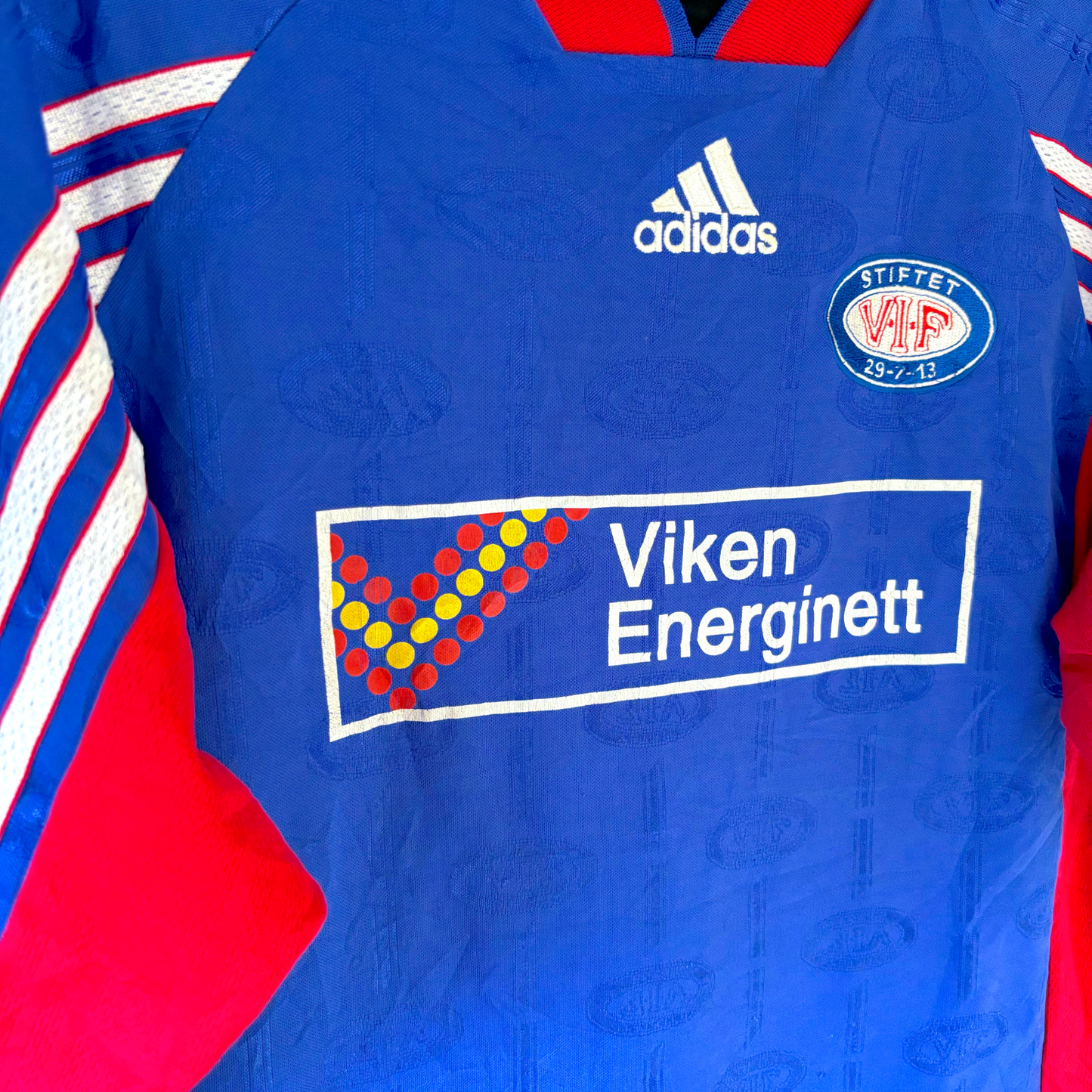 Valerenga VIF 1998-1999 vintage football shirt in blue with red and white Adidas stripes, classic sponsor logo, and club. - Valerenga VIF 1998-1999 Home Football Shirt Jersey Adidas