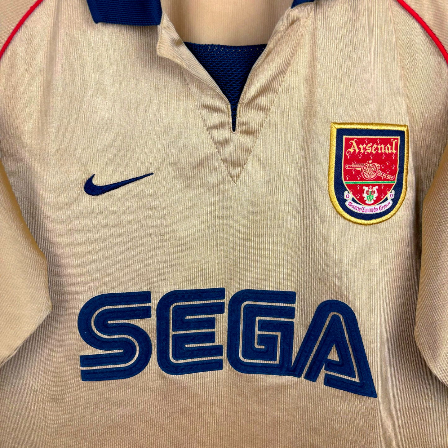 Arsenal 2001-2002 Away Football Shirt Nike Sega