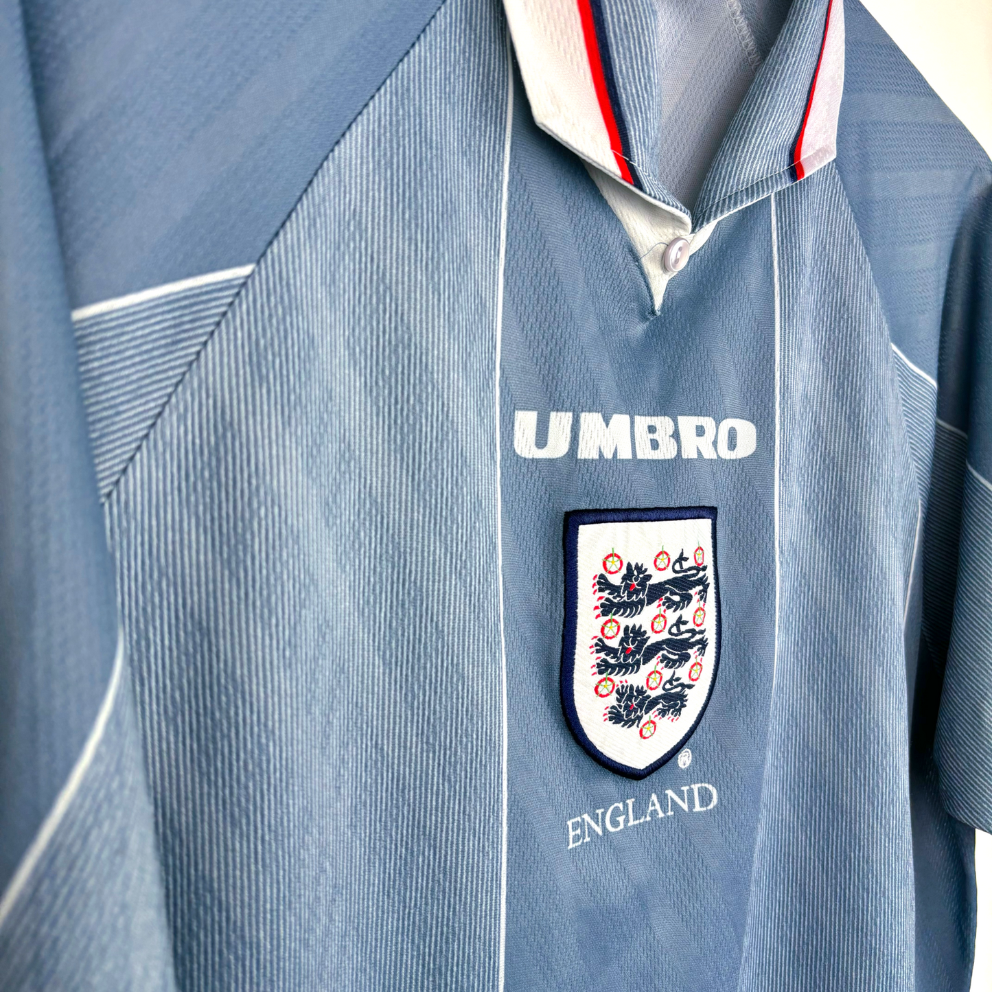 England 1995/1996/1997 Euro Umbro Away Football Shirt