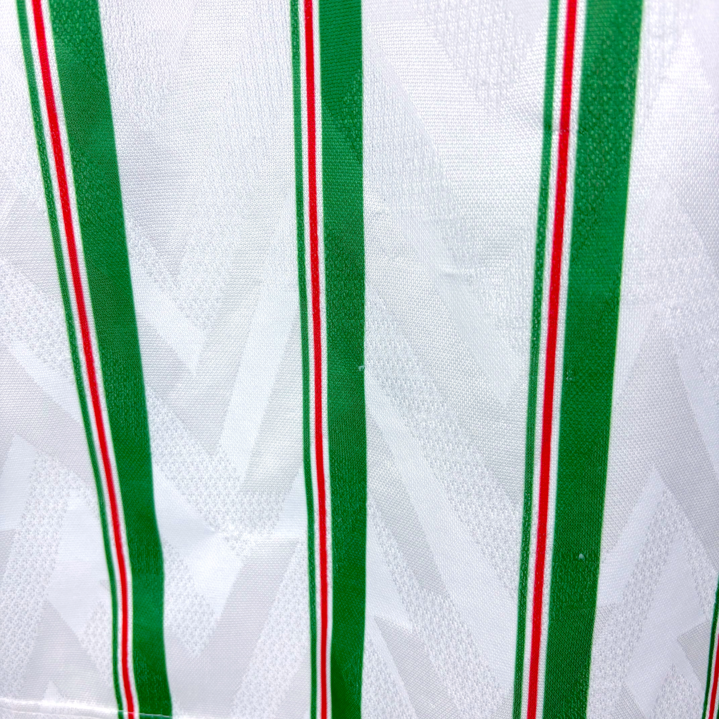 Wales Cymru 1993/1994/1995 Away Football Shirt Umbro