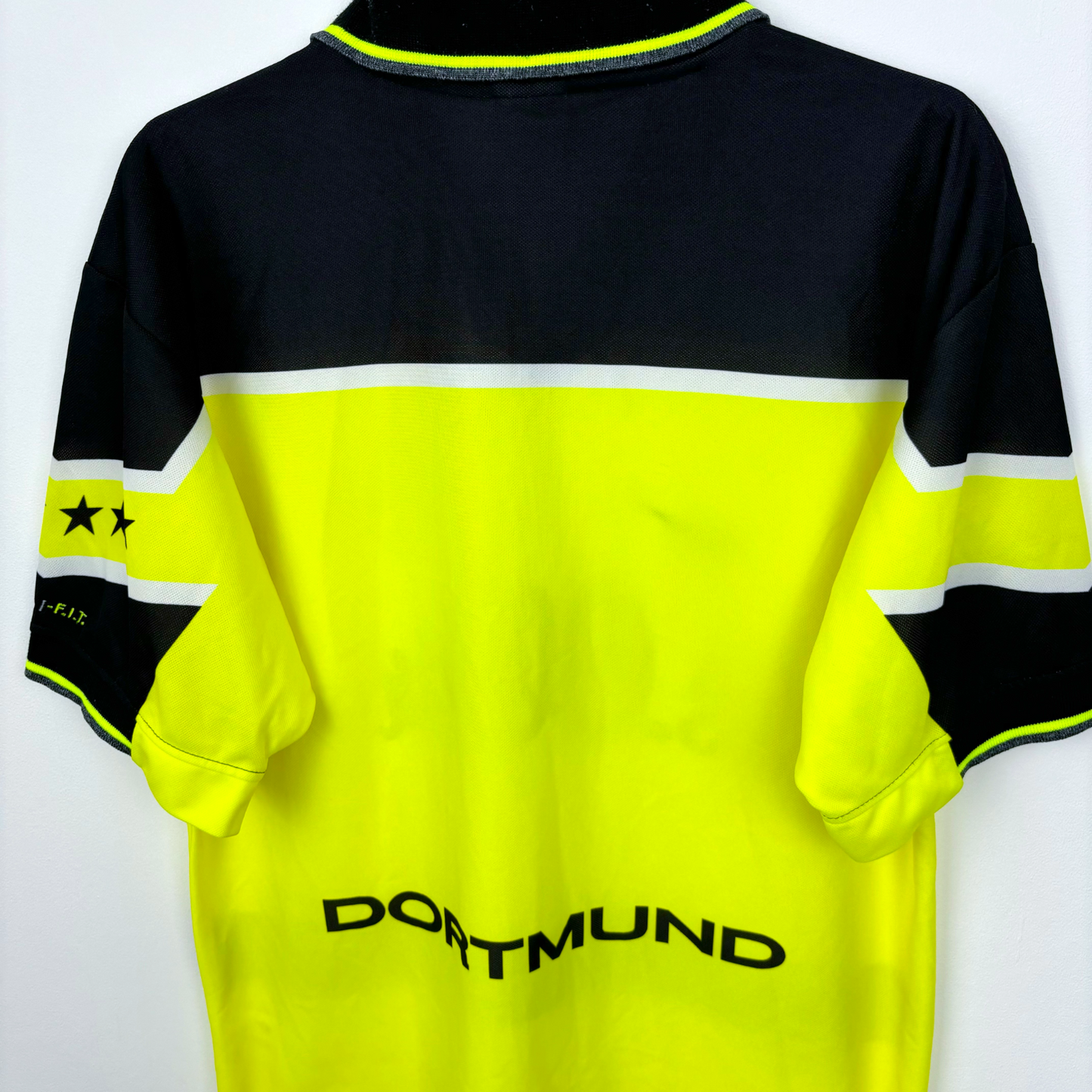 Borussia Dortmund 1997-1998 Home Cup Football Shirt Nike