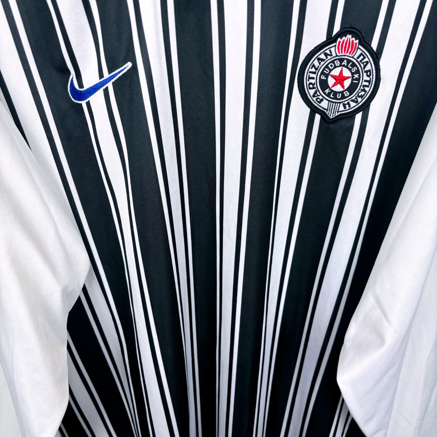 Partizan Belgrade 2000/2001 NIKE Home Shirt Longsleeve