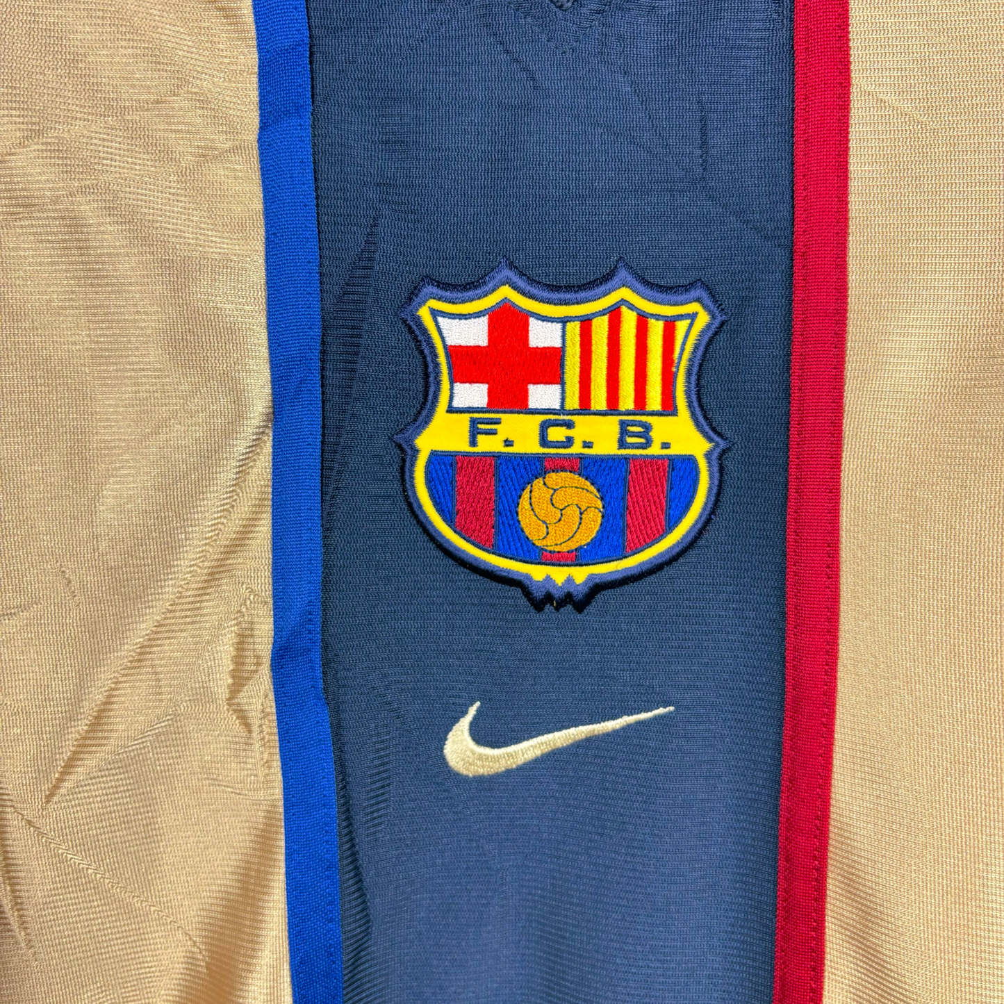 Player Issue FC Barcelona 2001-2002 Away Football Shirt Nike - Cocu 8