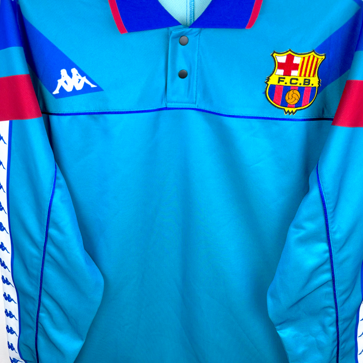 FC Barcelona vintage retro football shirt 1992-1995 longsleeve blue with Kappa logo and crest. - FC Barcelona 1992/1993/1994/1995 Away Football Shirt Kappa Longsleeve