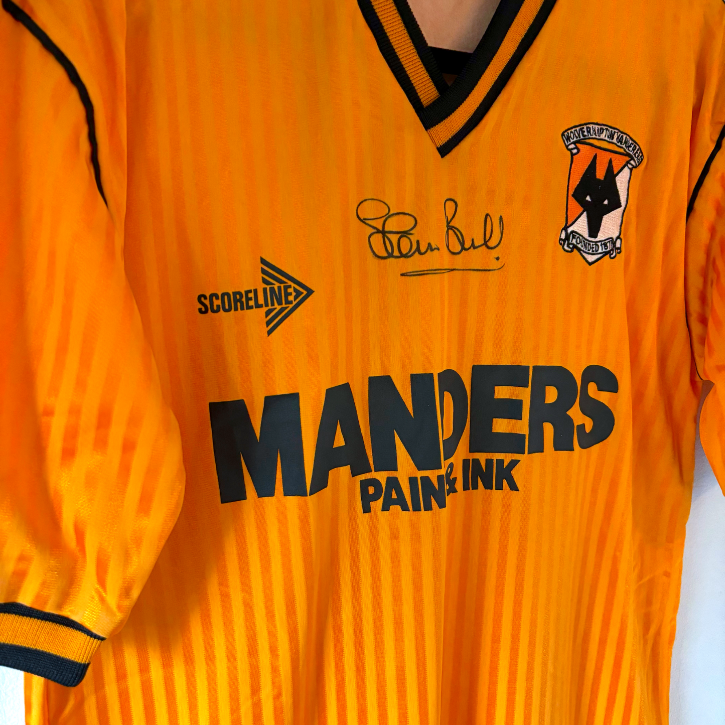 Vintage Wolverhampton Wanderers home football shirt 1988-1990 with retro stripes and Manders sponsor logo. - Wolverhampton Wanderers 1988/1989/1990 Wolves Home Football Shirt Score