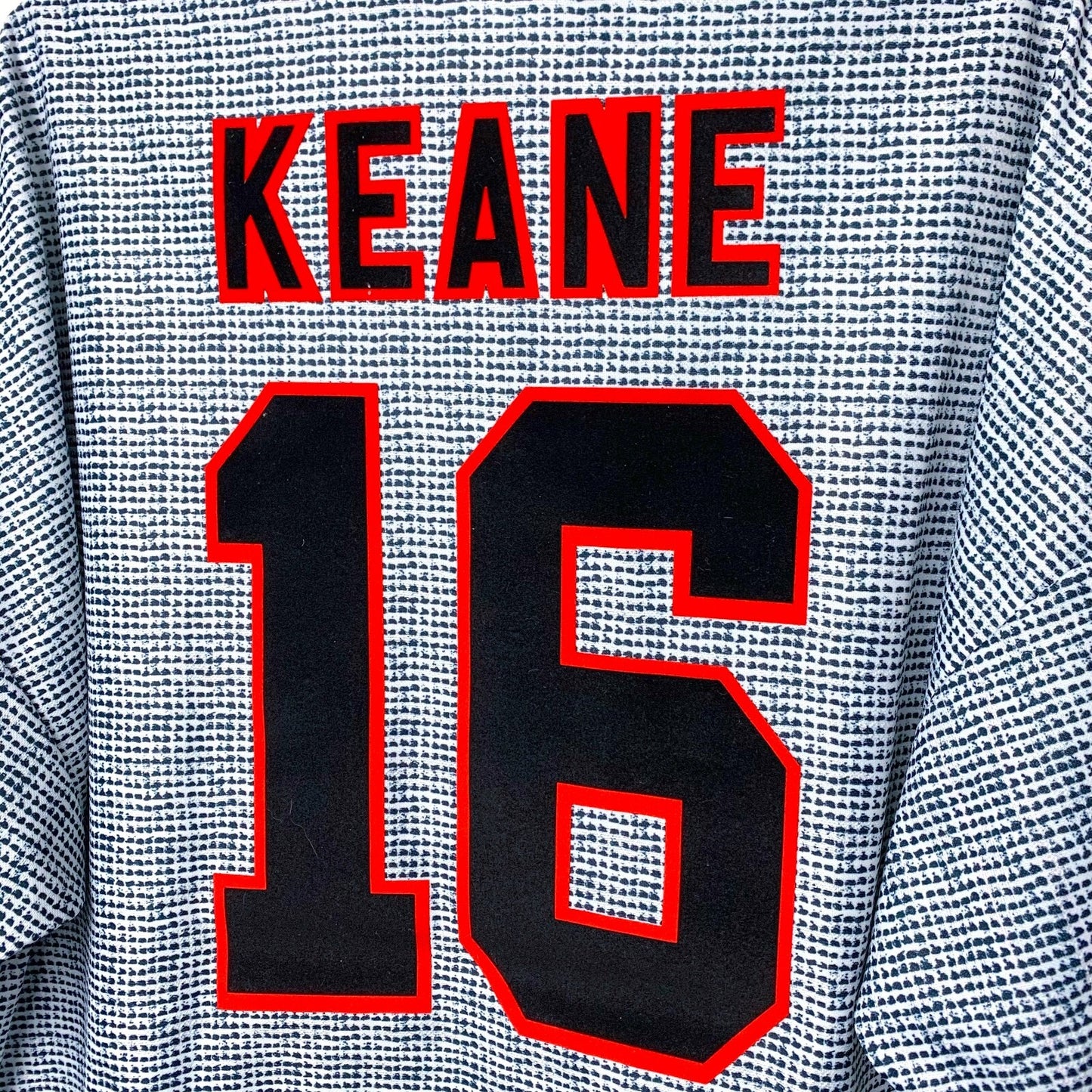 Manchester United 1995-1996 Umbro Away Football Shirt - Roy KEANE 16