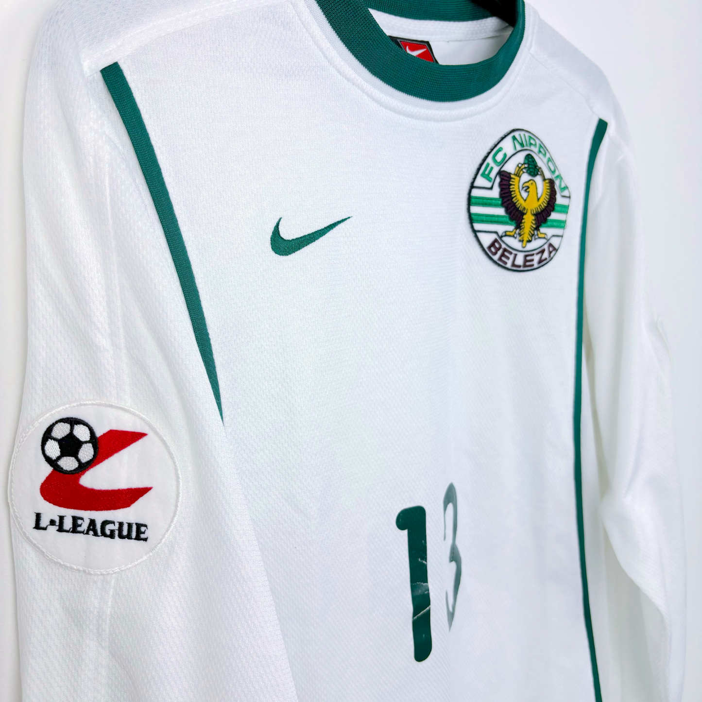 Tokyo Verdy Beleza Womens 2000-2001 Home Football Shirt Nike