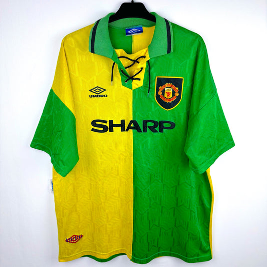 Manchester United 1992-1994 Third Shirt by Umbro – IRWIN 3 – vintage football shirt