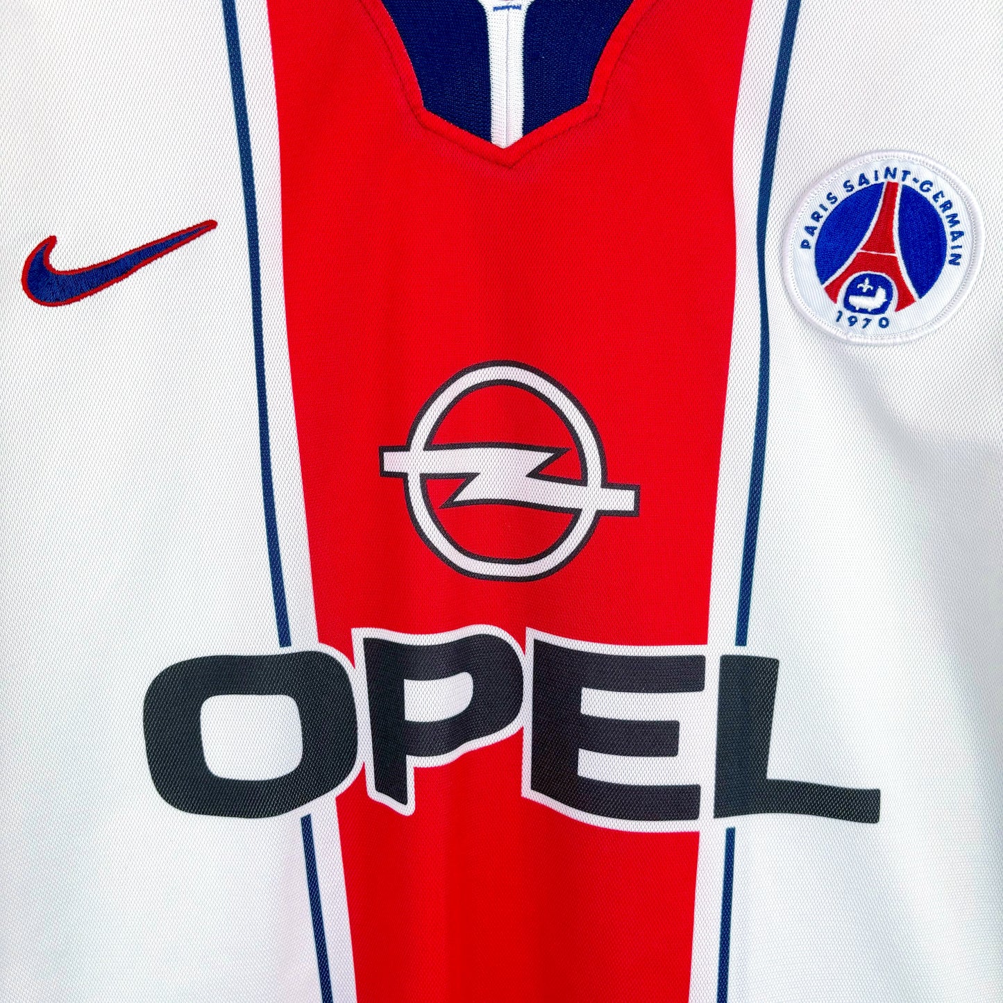 Paris Saint-Germain crest on 1997 Nike Away Shirt – retro soccer jersey