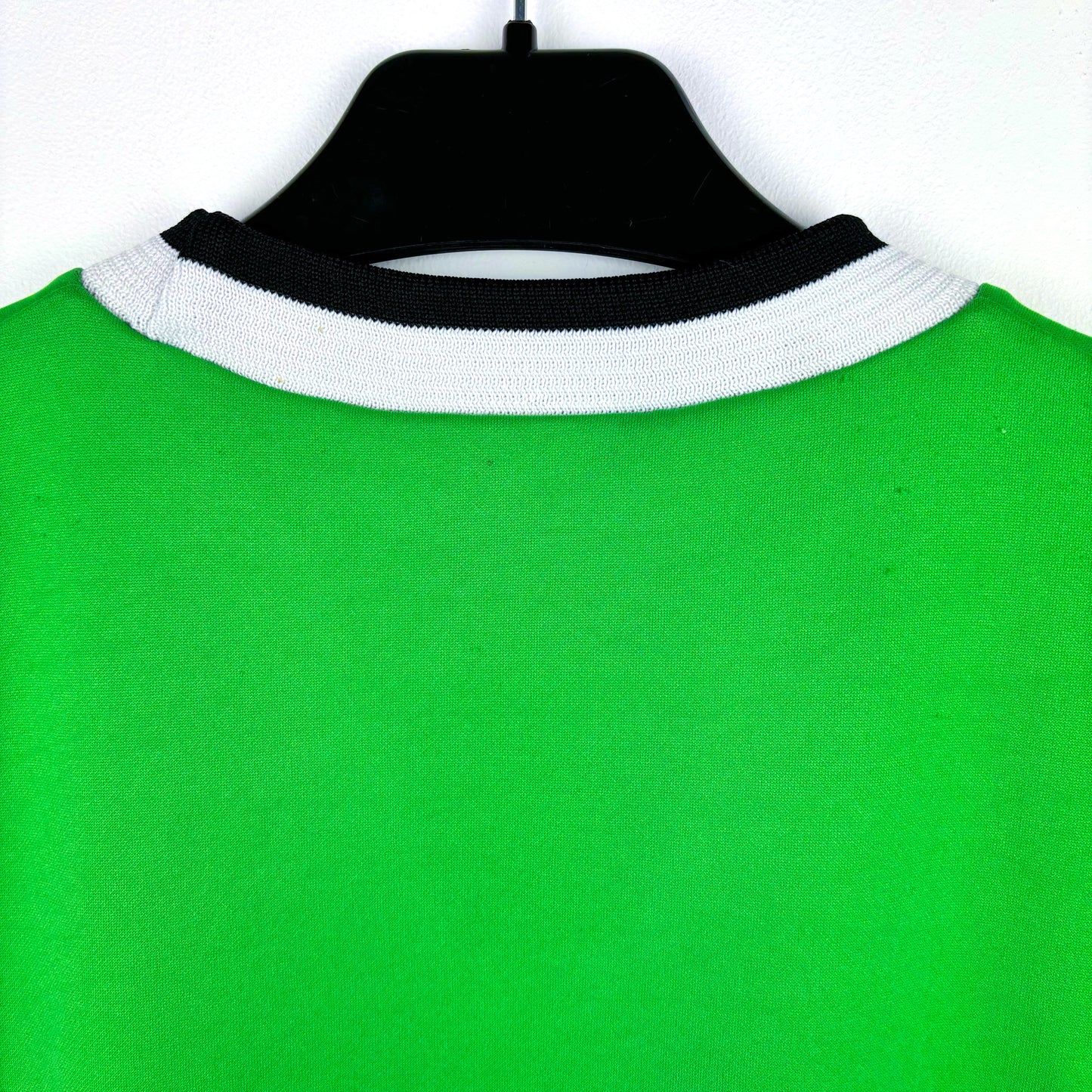 Glentoran 2001-2002 Rossco Home Football Shirt Jersey