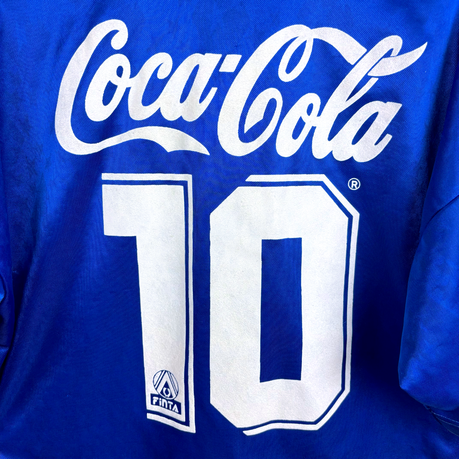 Blue vintage Cruzeiro football shirt with large white number 10 and Coca-Cola sponsor logo. - Cruzeiro 1993/1994/1995 Home Football Shirt Camisa Finta
