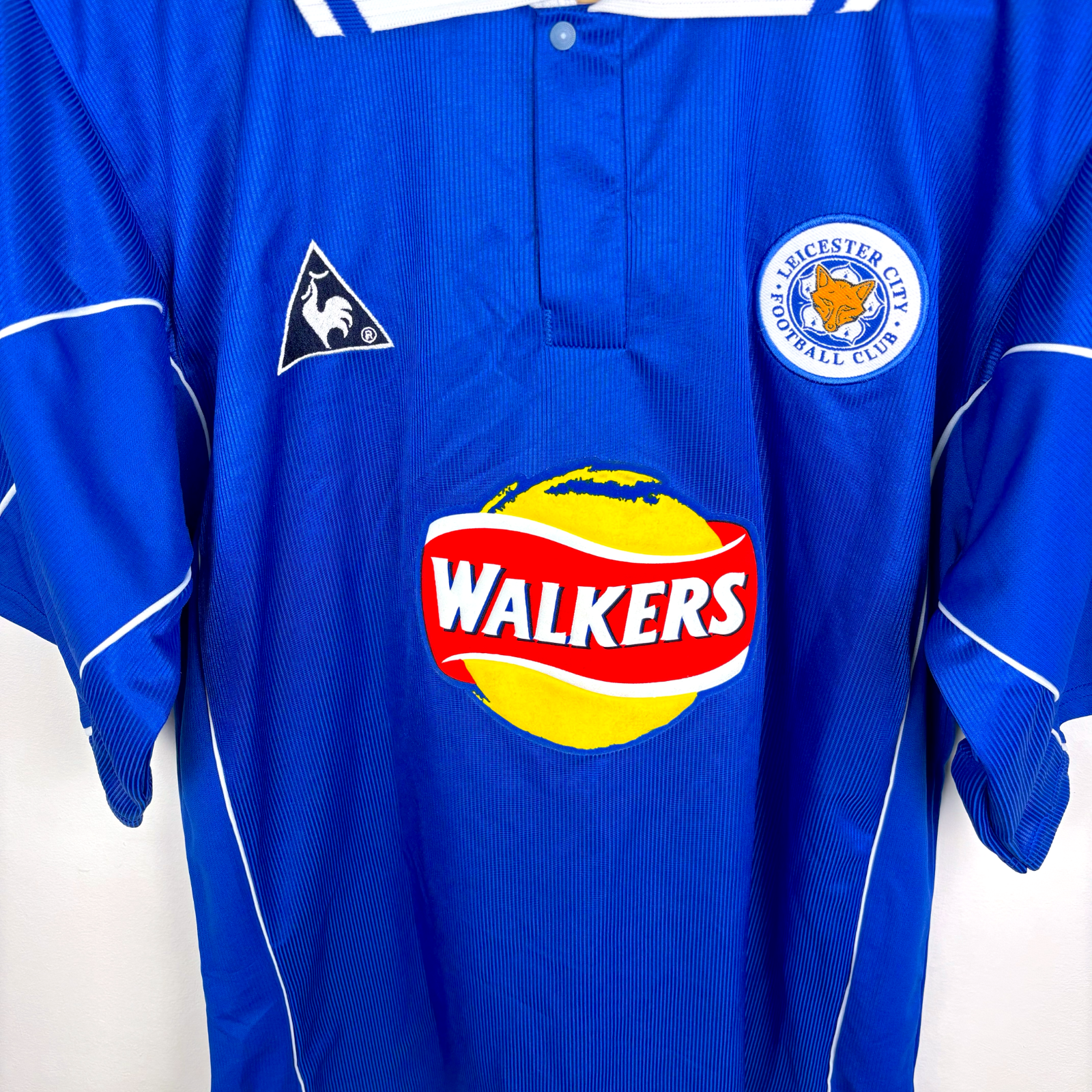 Blue Leicester City 2000-2001 vintage football shirt with Walkers sponsor and Le Coq Sportif logo. - MINT Leicester City 2000-2001 Home Football Shirt Le Coq Sportif