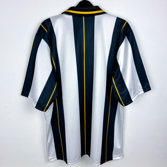 Notts County 1996-1997 Home Football Shirt
