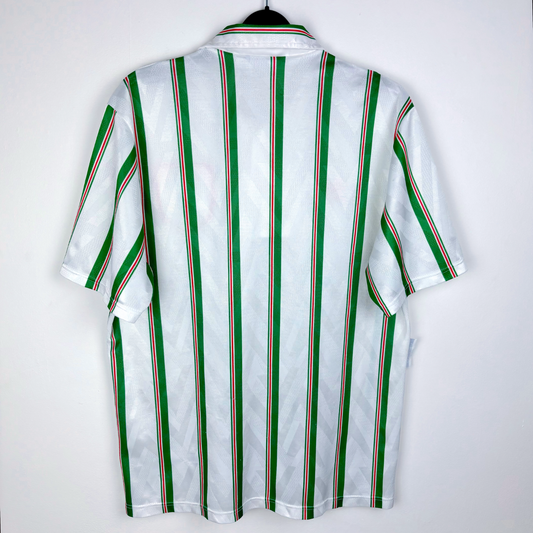 Wales Cymru 1993/1994/1995 Away Football Shirt Umbro