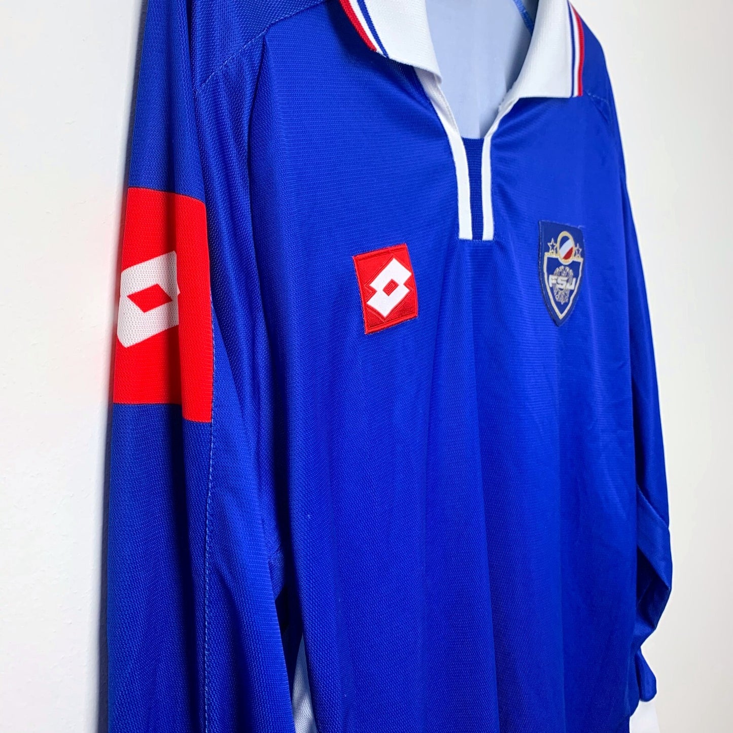 Yugoslavia Euro 2002-2003 Home Football Shirt Longsleeve Lotto