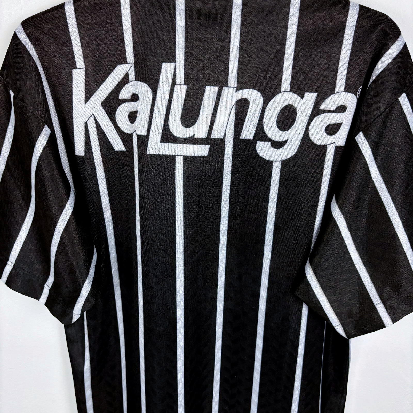 Black and white striped vintage football shirt with Kalunga sponsor logo, retro soccer jersey style. - Corinthians 1992/1993/1994 Away Football Shirt Camisa Finta