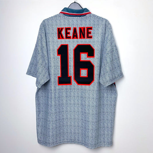 Manchester United 1995-1996 Umbro Away Football Shirt - Roy KEANE 16