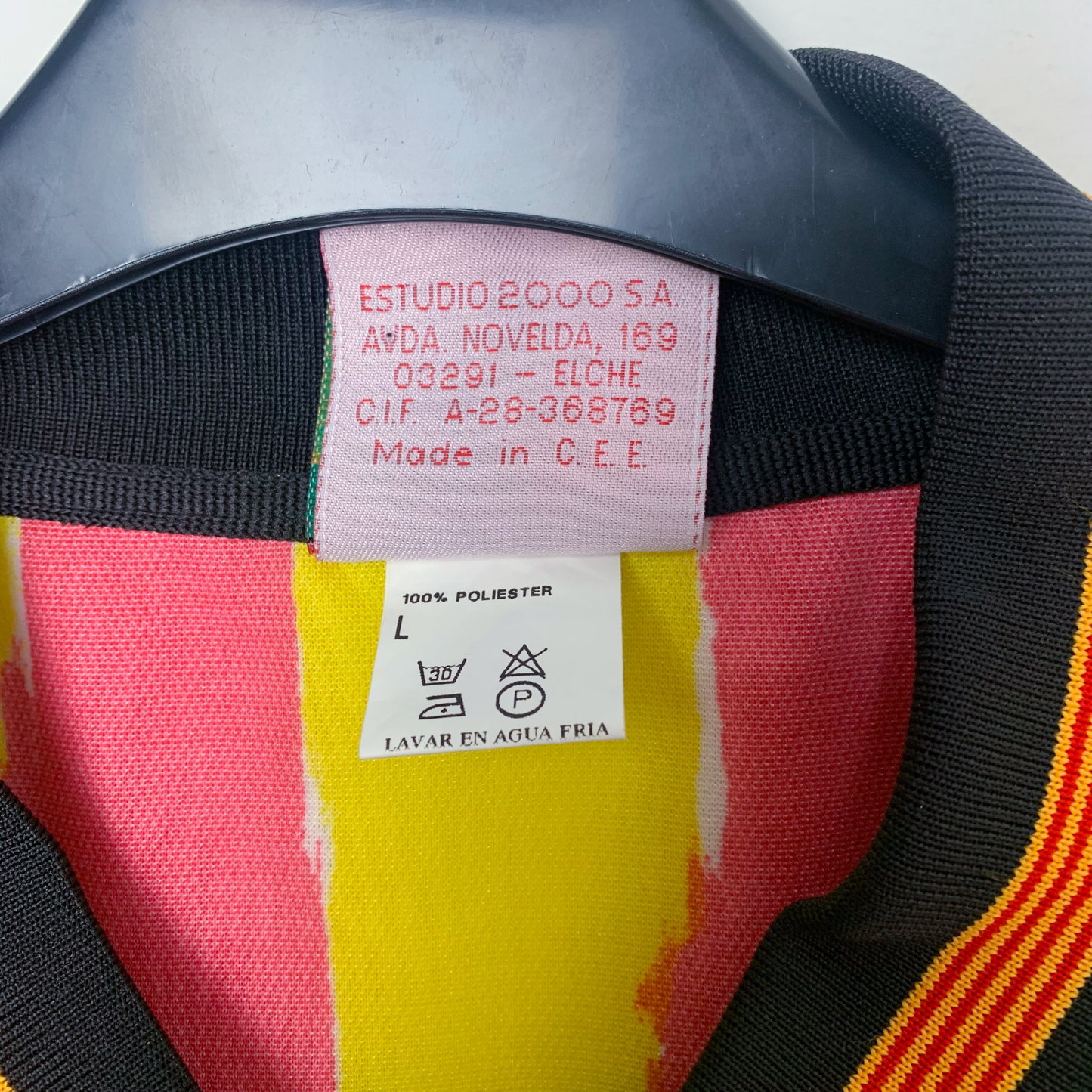 Catalunya 1997-1998 Puma Home Football Shirt