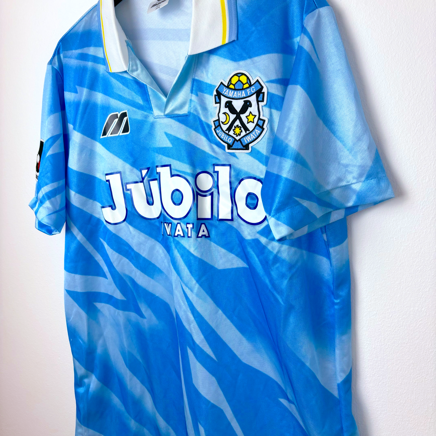 Jubilo Iwata 1994/1995 Home Football Shirt Mizuno