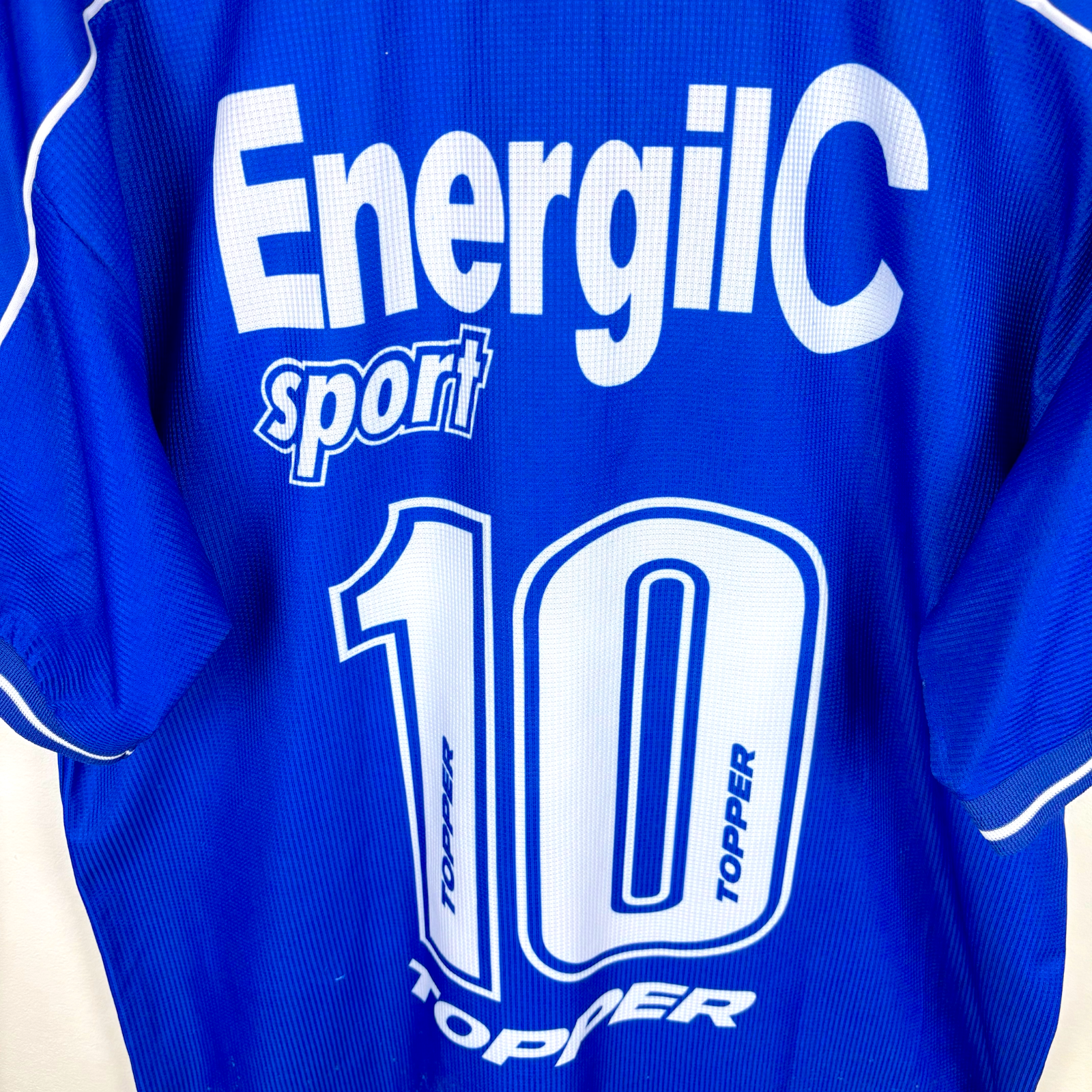 Blue Cruzeiro 1999-2000 vintage football shirt with white Topper logo and number 10 retro soccer jersey details. - Cruzeiro 1999-2000 Home Football Shirt Camisa Topper