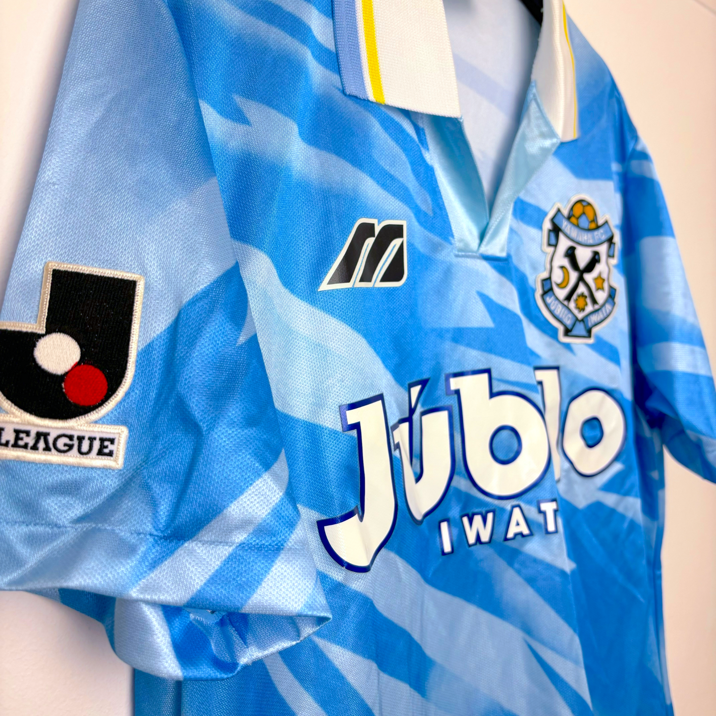 Jubilo Iwata 1994/1995 Home Football Shirt Mizuno