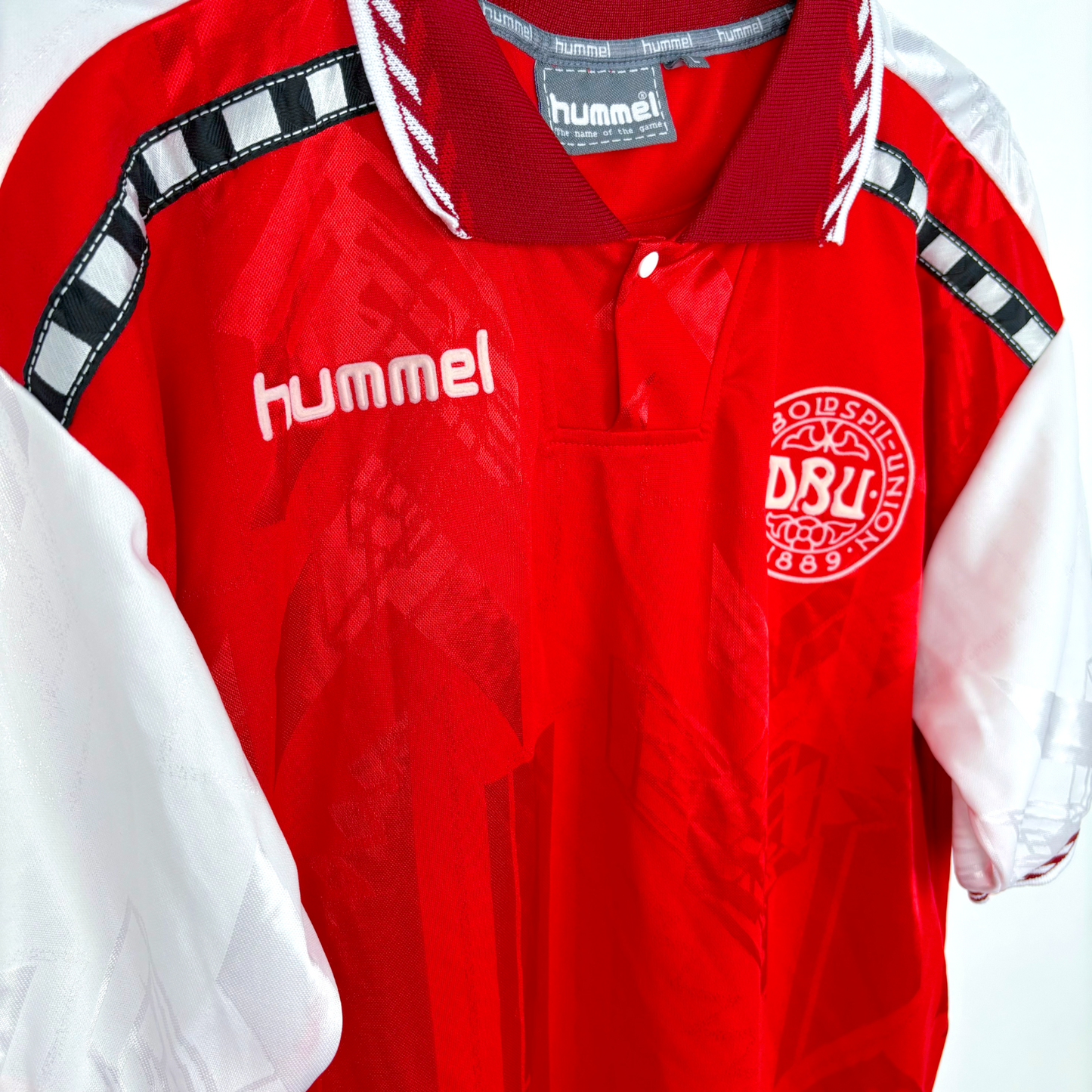 Denmark 1996/1997/1998 Home Football Shirt Hummel