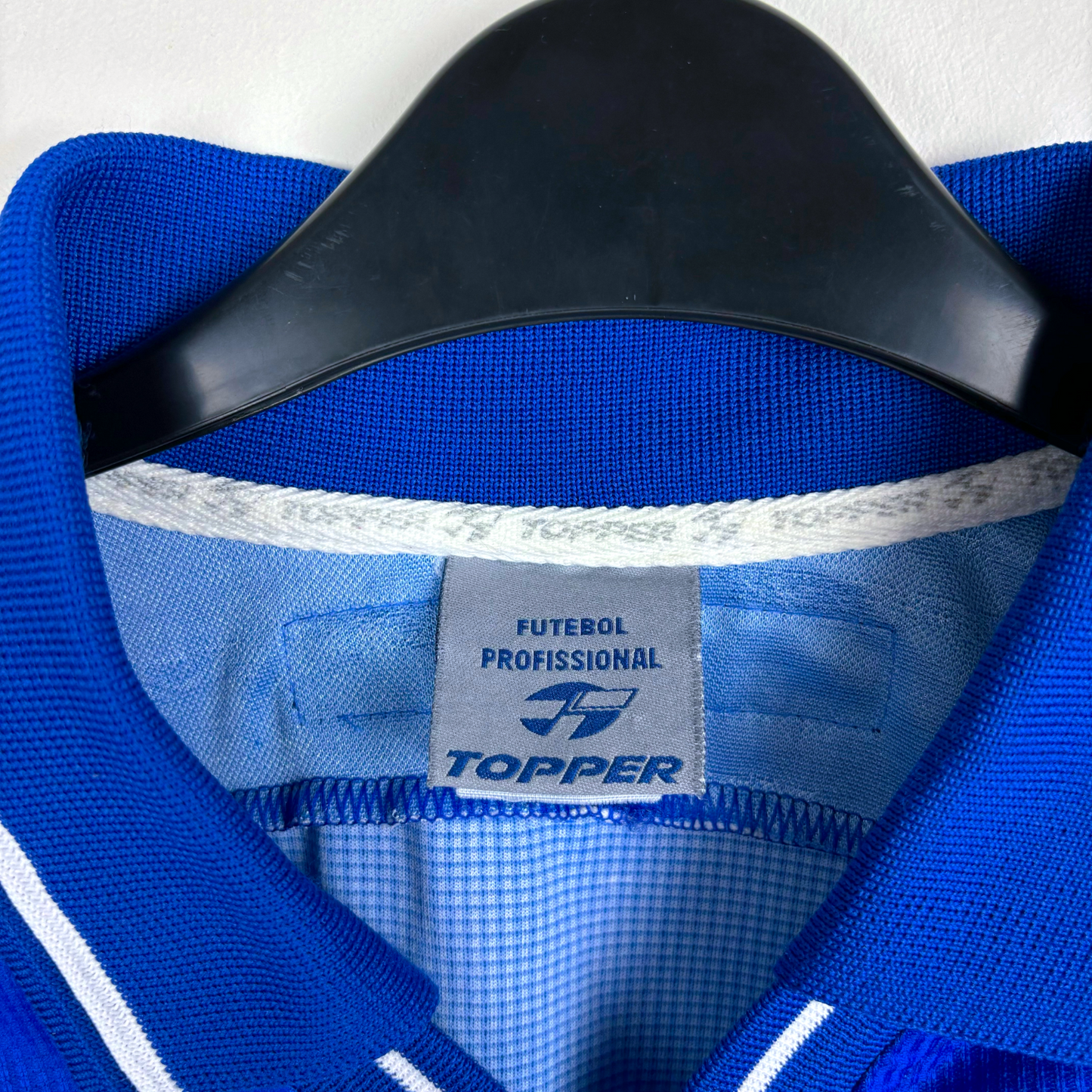 Blue Cruzeiro 1999-2000 vintage football shirt with Topper label and retro soccer jersey collar. - Cruzeiro 1999-2000 Home Football Shirt Camisa Topper