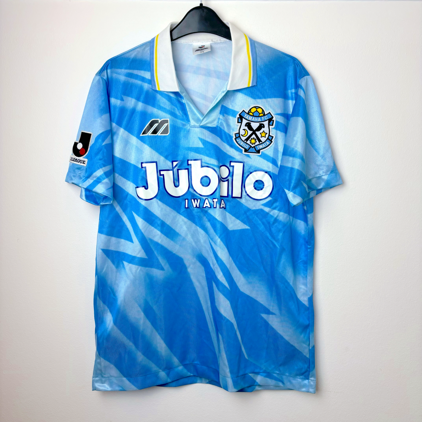 Jubilo Iwata 1994/1995 Home Football Shirt Mizuno
