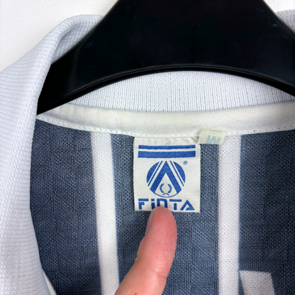 Finta brand label on vintage retro football shirt collar from Corinthians 1992/1994 away kit. - Corinthians 1992/1993/1994 Away Football Shirt Camisa Finta
