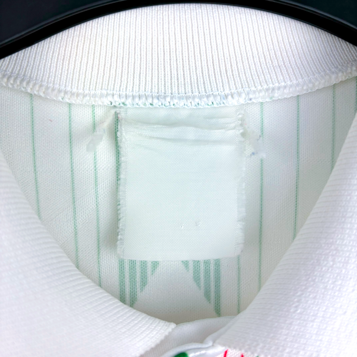 Wales Cymru 1990/1991/1992/1993 Away Football Shirt Umbro