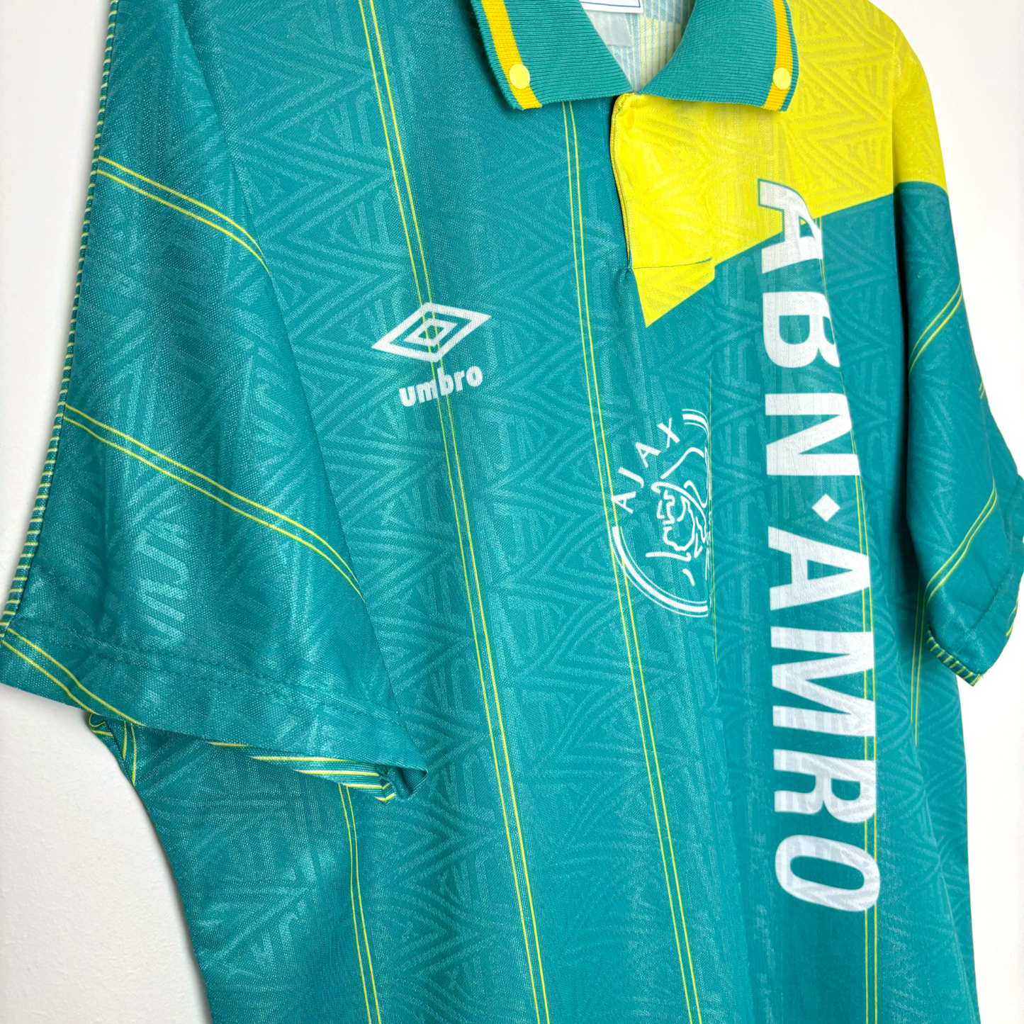 Ajax 1991/1992/1993 Umbro Away Football Shirt Jersey