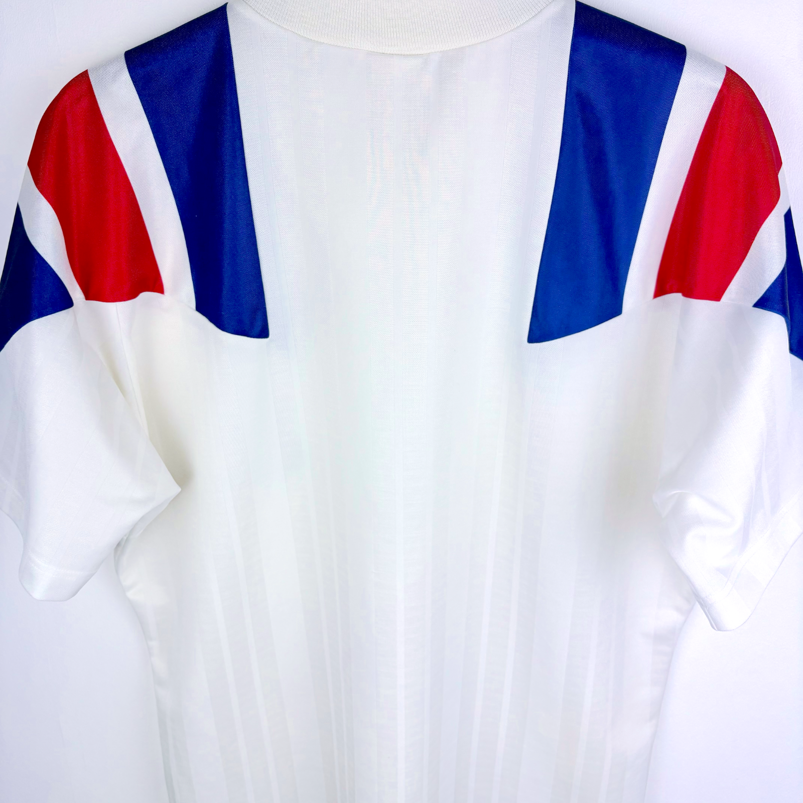 White vintage football shirt with blue and red panels on shoulders, classic Adidas style retro football shirt. - Équipe de France FFF 1992/1993/1994 Away Football Maillot Shirt Adidas