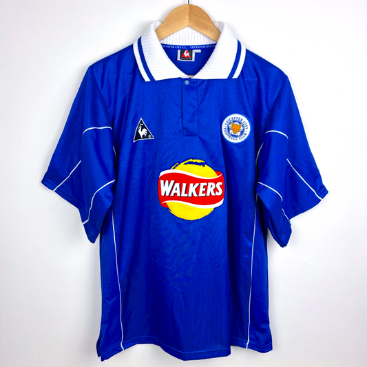Blue Leicester City 2000-2001 vintage football shirt with Walkers logo and Le Coq Sportif emblem. - MINT Leicester City 2000-2001 Home Football Shirt Le Coq Sportif