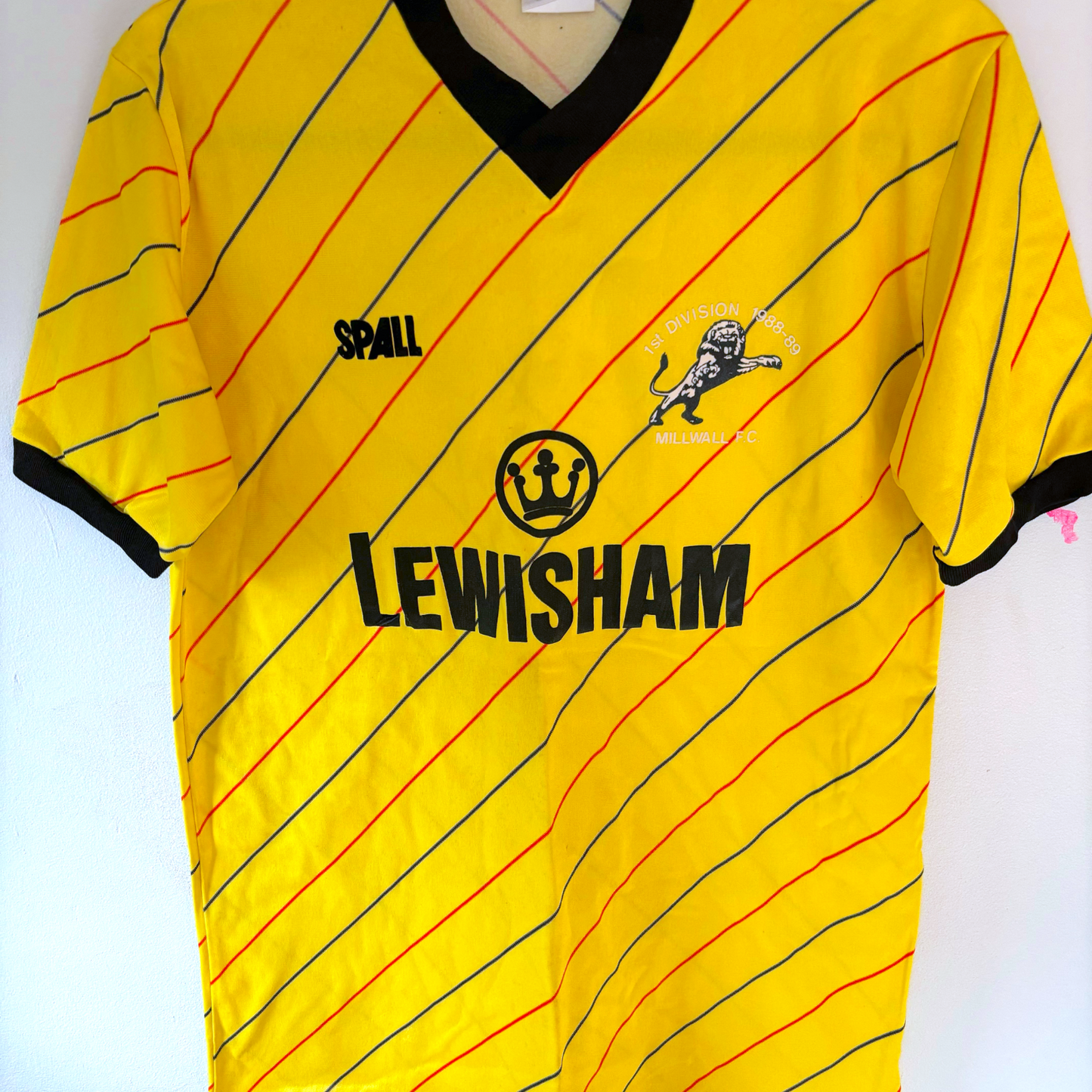 Millwall vintage football shirt 1987-1989 yellow with thin red diagonal stripes and black trim, retro soccer jersey with. - Millwall 1987/1988/1989 Away Football Shirt Spall
