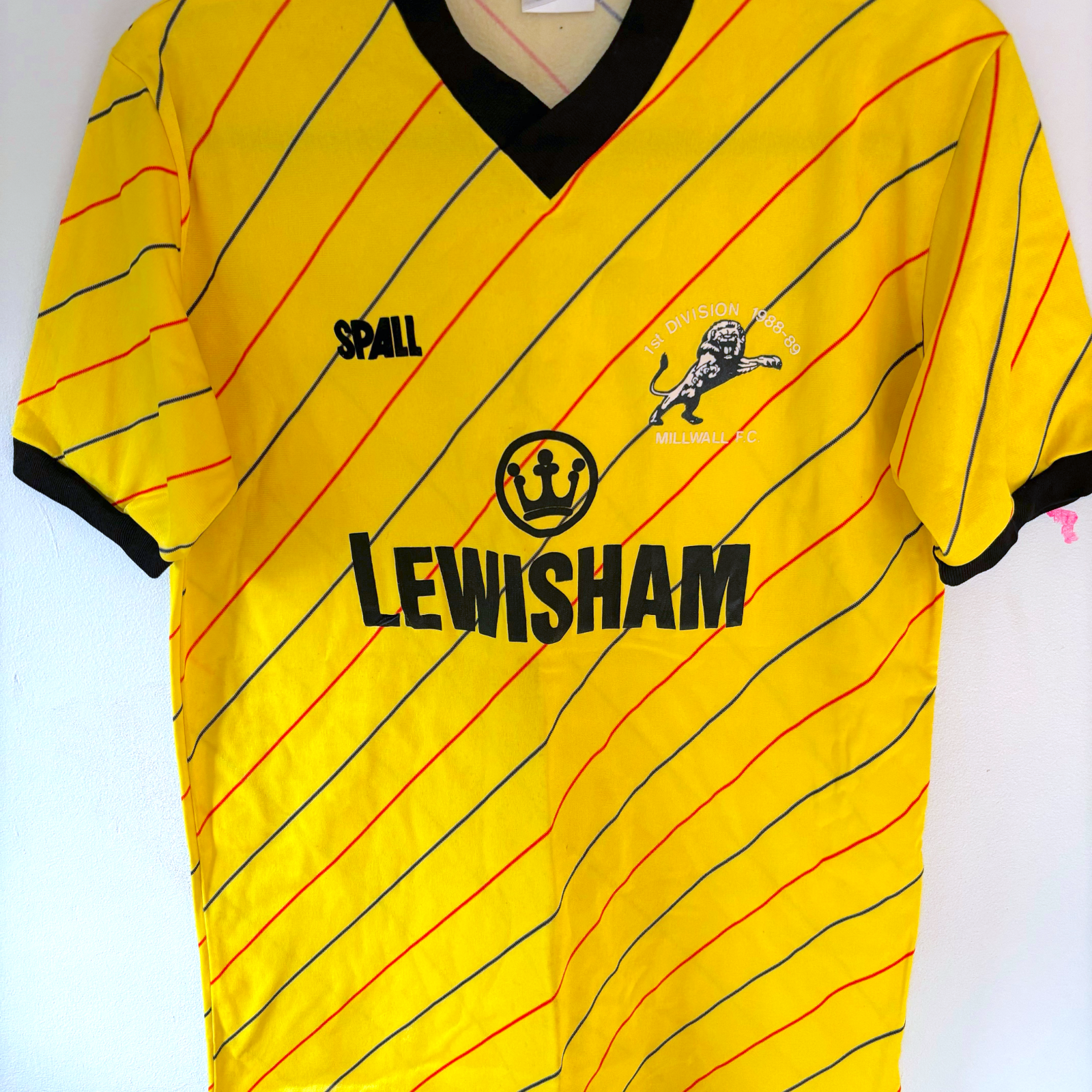 Millwall vintage football shirt 1987-1989 yellow with thin red diagonal stripes and black trim, retro soccer jersey with. - Millwall 1987/1988/1989 Away Football Shirt Spall