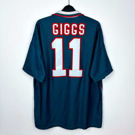 Cymru Wales 1994/1995/1996 Away Football Shirt Umbro - GIGGS 11