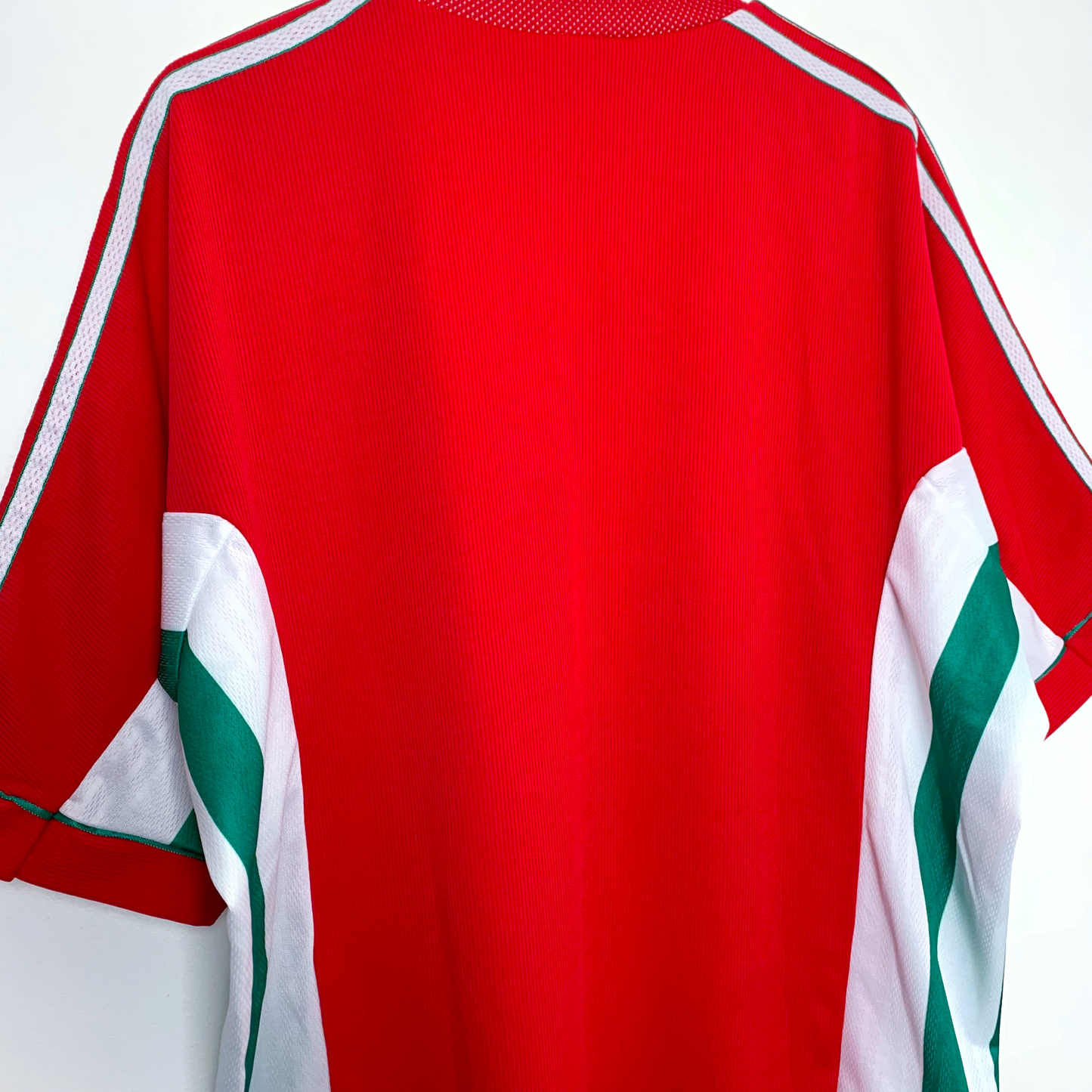 Hungary 1998/1999/2000 Home Football Shirt Adidas