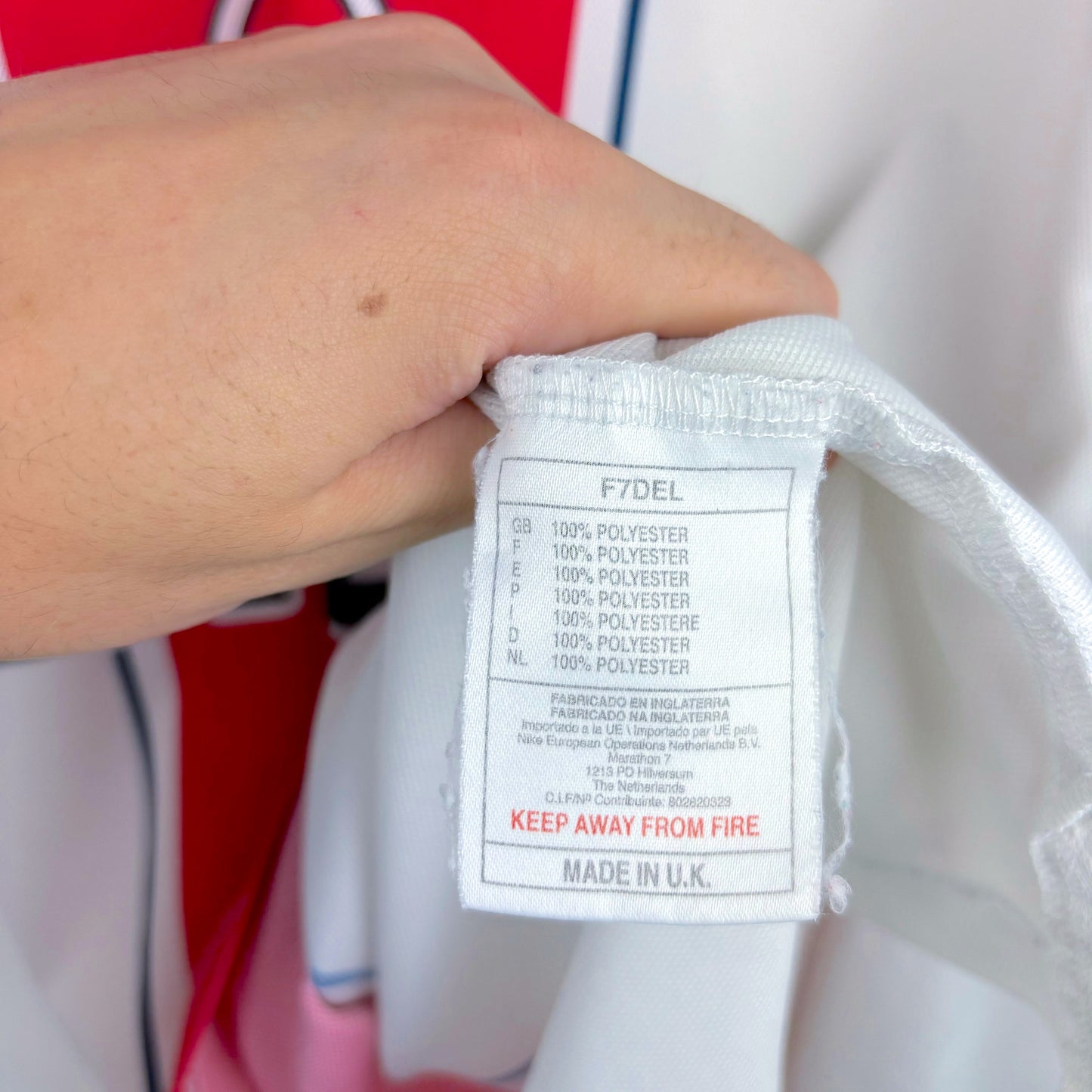 Authentic 1997 Nike PSG Away Shirt label – vintage football shirt