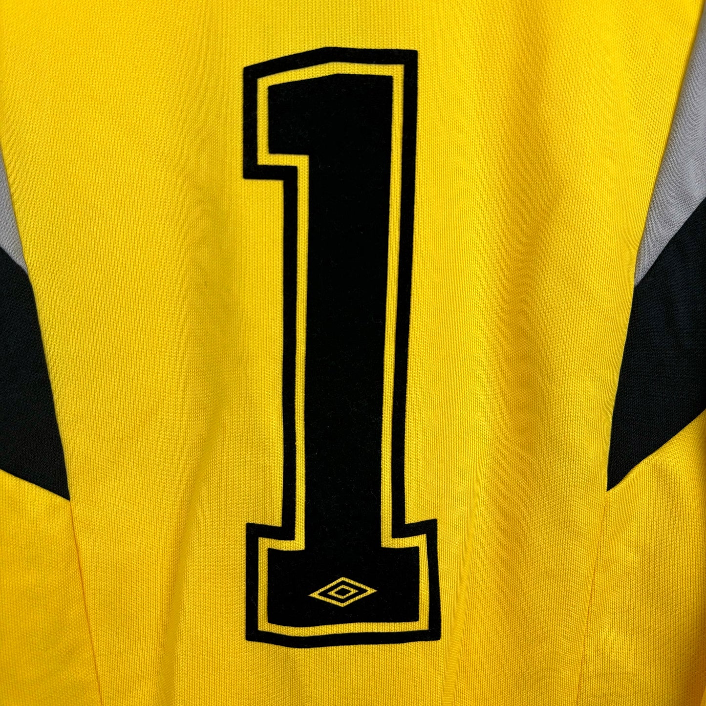 Aberdeen 1989-1990 Umbro Goalkeeper Football Shirt