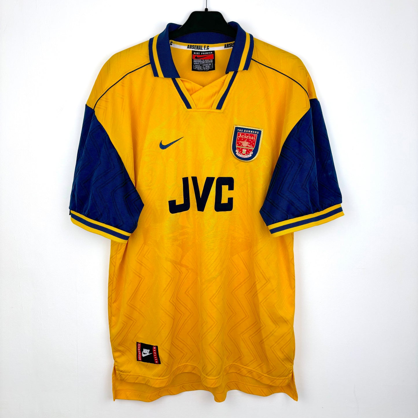 Arsenal 1996-1997 Nike Away Football Shirt