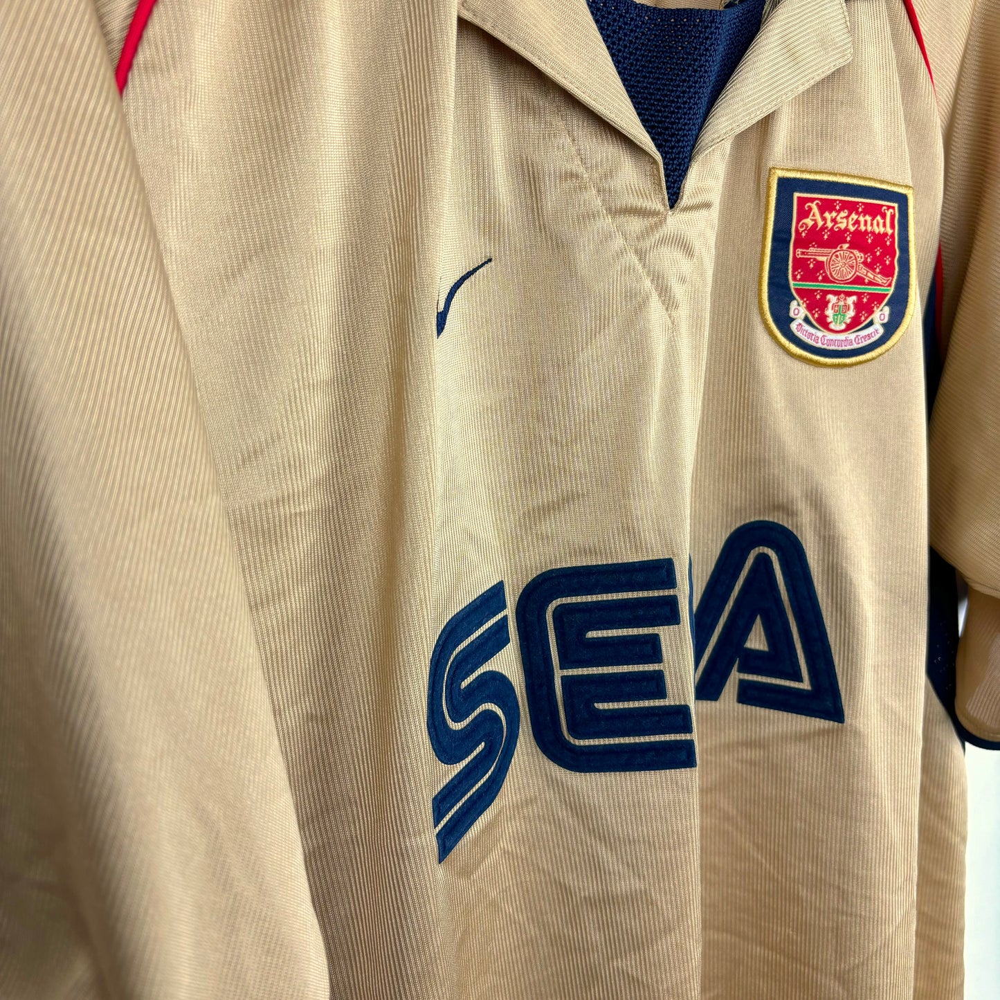 Arsenal 2001-2002 Nike Away Football Shirt