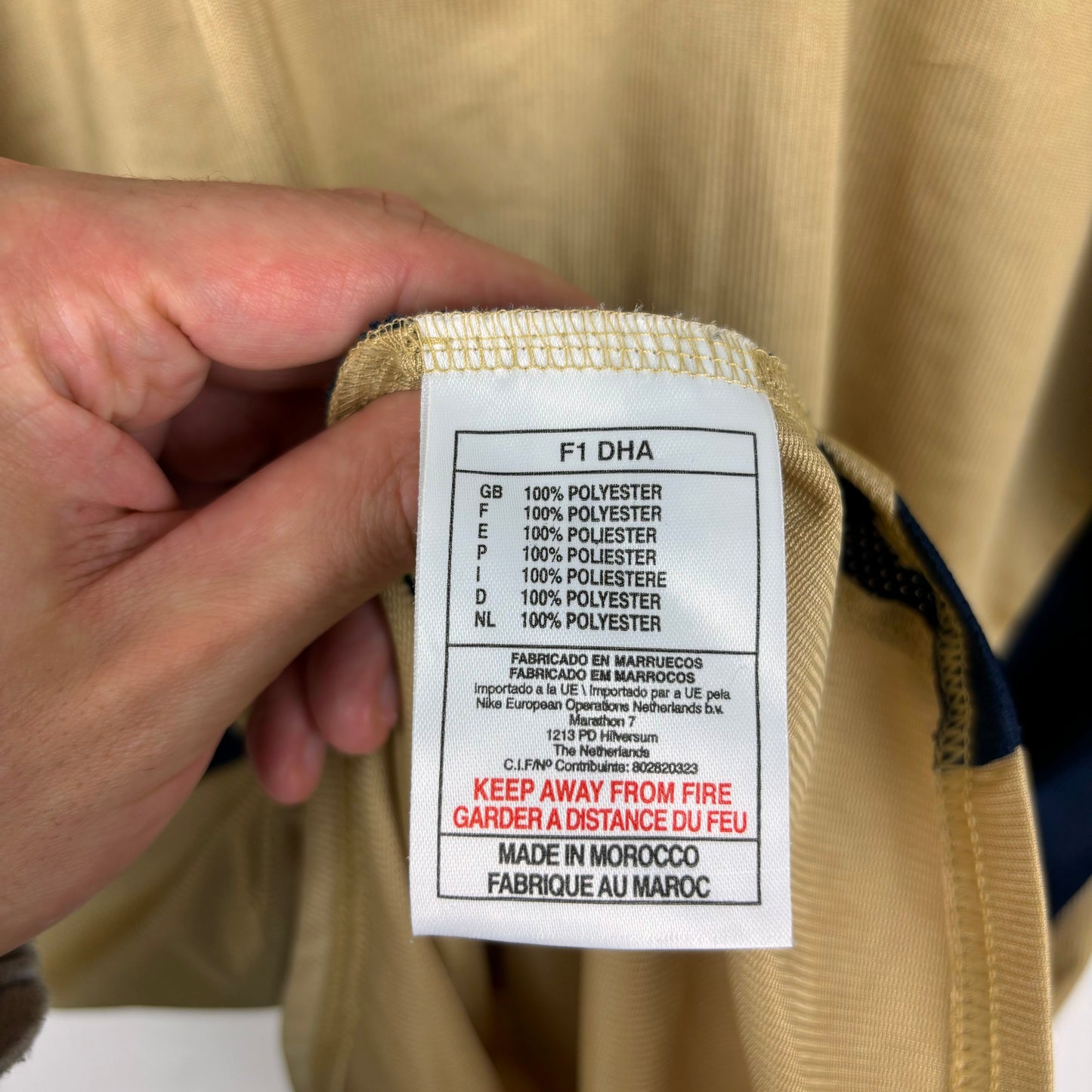 Arsenal 2001-2002 Nike Away Football Shirt