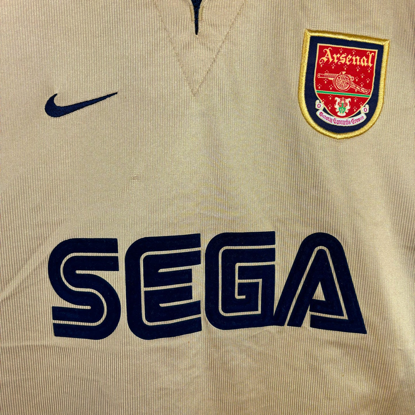 Arsenal 2001-2002 Nike Away Football Shirt