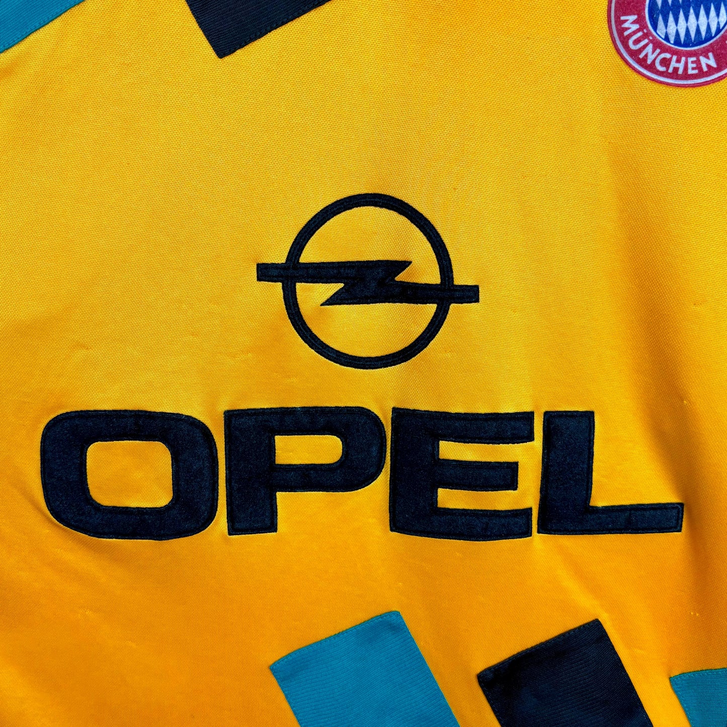 Bayern Munich 1993-1995 Adidas Away Football Shirt Jersey