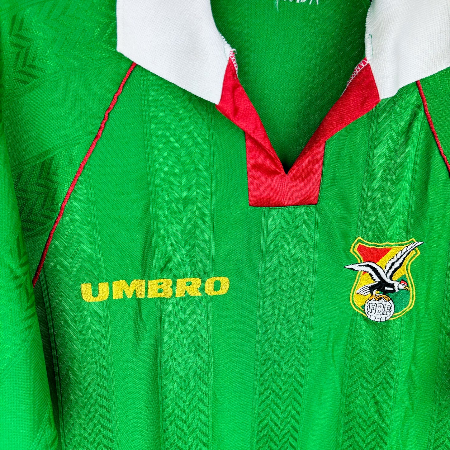 Bolivia 1994-1995 Umbro Home Football Shirt